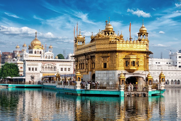 india-amritsar-top-attractions-golden-temple.jpg